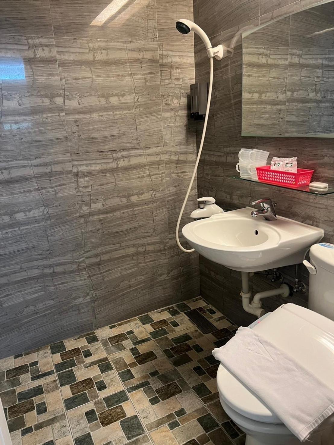 Ya Dou Hotel Tajpej Zewnętrze zdjęcie